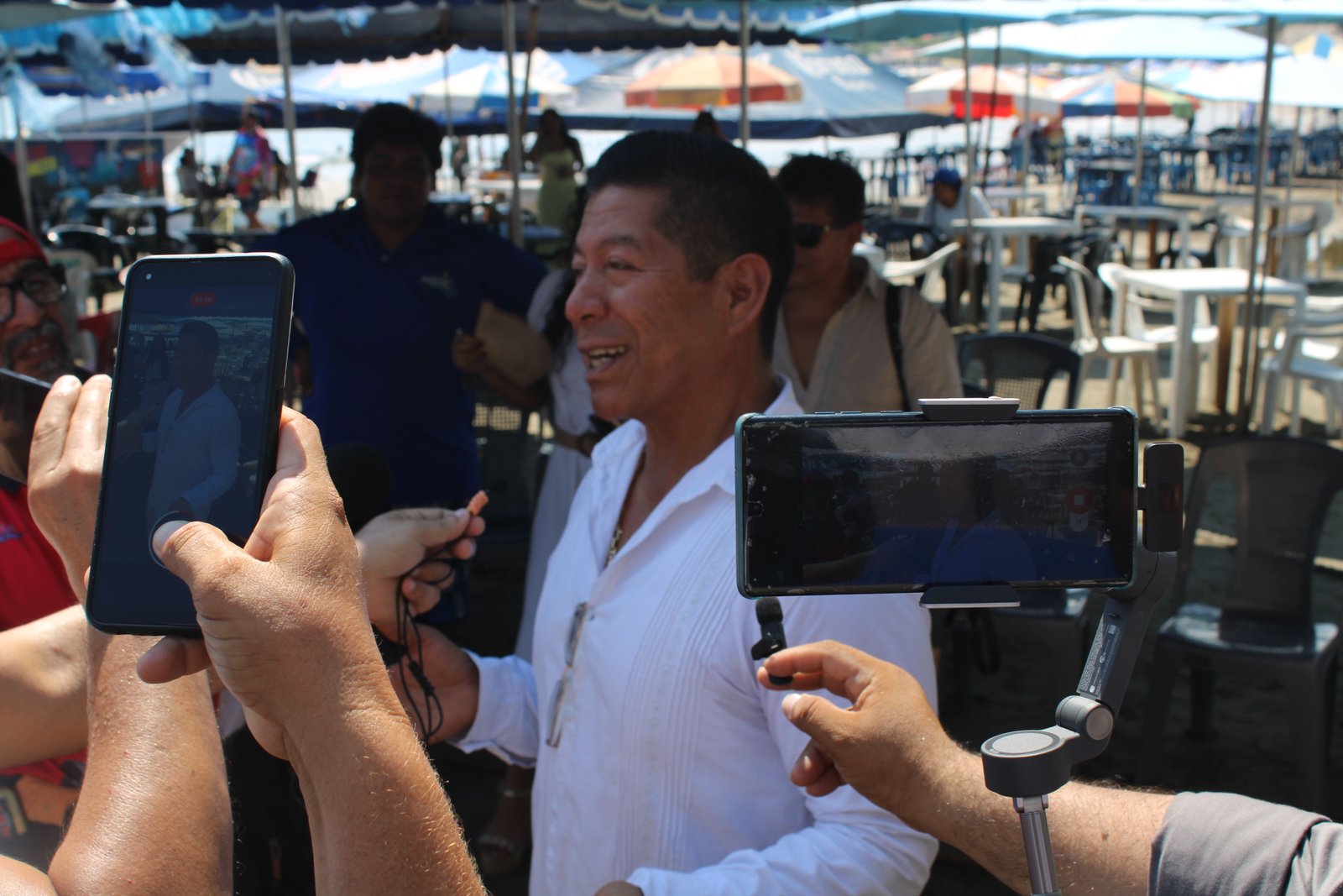 Ing. Marcelo Castillo  - Director General de ASDIC Veracruz en la revelacion de SEDNA, la embarcación de acrilico.
